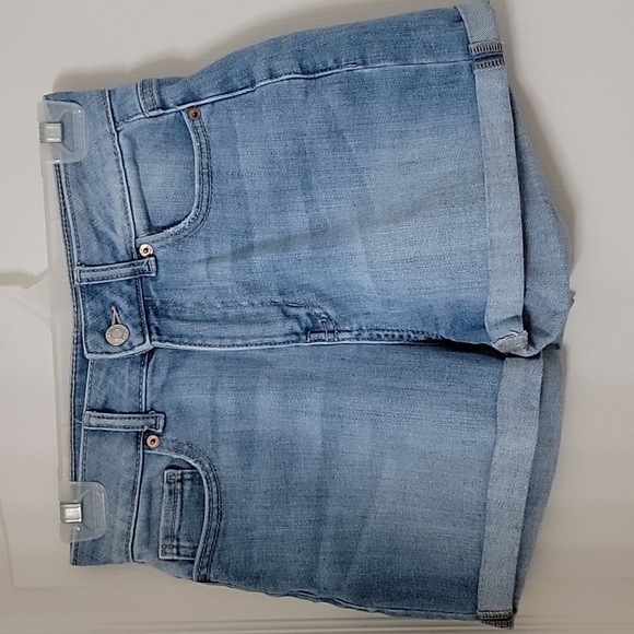 True Craft Size 3 (Juniors) "Mom Short" Blue Denim Shorts, Cuffed Hem - Picture 1 of 14